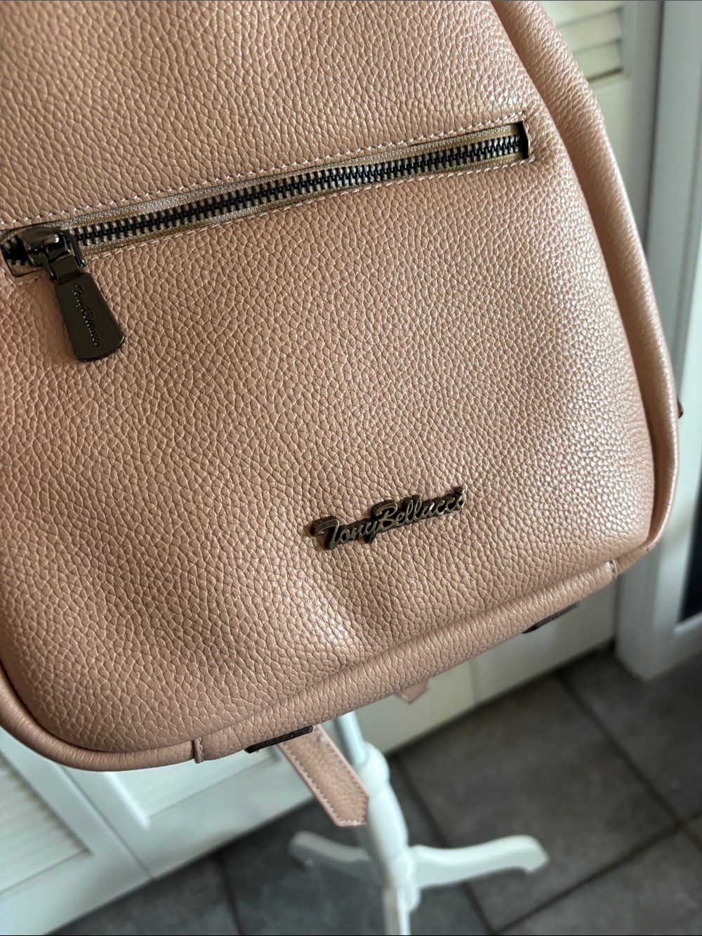 Tony Bellucci Blush Pink Pebbled Backpack Bag Purse Travel 10 x 9.5 x 2.5 - Picture 2 of 11
